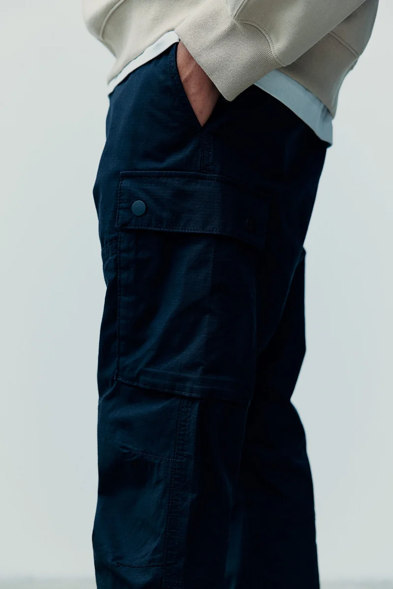H&M Slim Fit Ripstop cargo trousers