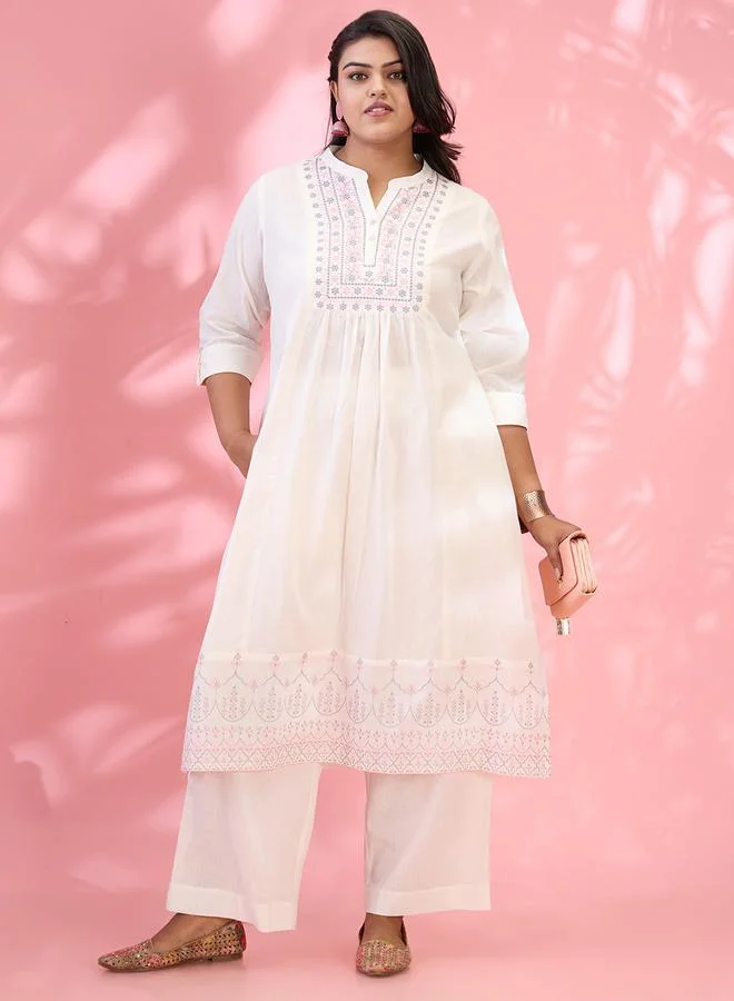 globus Globus Plus Size Off White Embroidered Yoke Kurta and Pants Set
