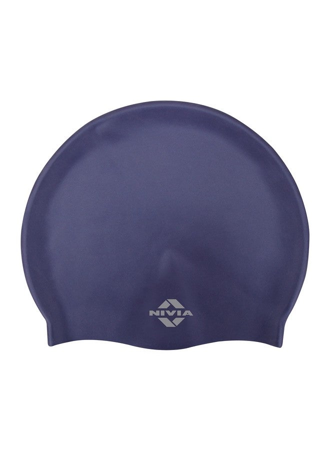نيفيا قبعة السباحة الكلاسيكية المصنوعة من السيليكون من نيفيا للبالغين، قبعة سباحة للشعر الطويل، قبعة حمام السباحة، قبعة سباحة للنساء والرجال، قبعة سباحة من السيليكون، قبعة سباحة مقاومة للماء، قبعة سباحة للرجال، قبعة سباحة (أزرق داكن) - Image 1