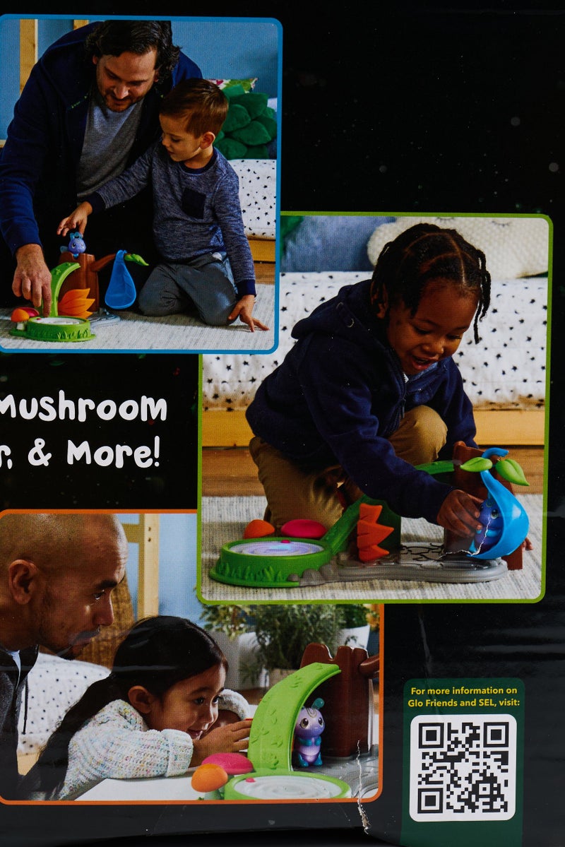 PLAYSKOOL Glo Friends Glo Worm Swirl And Shine Moondrop Pond - Image 4