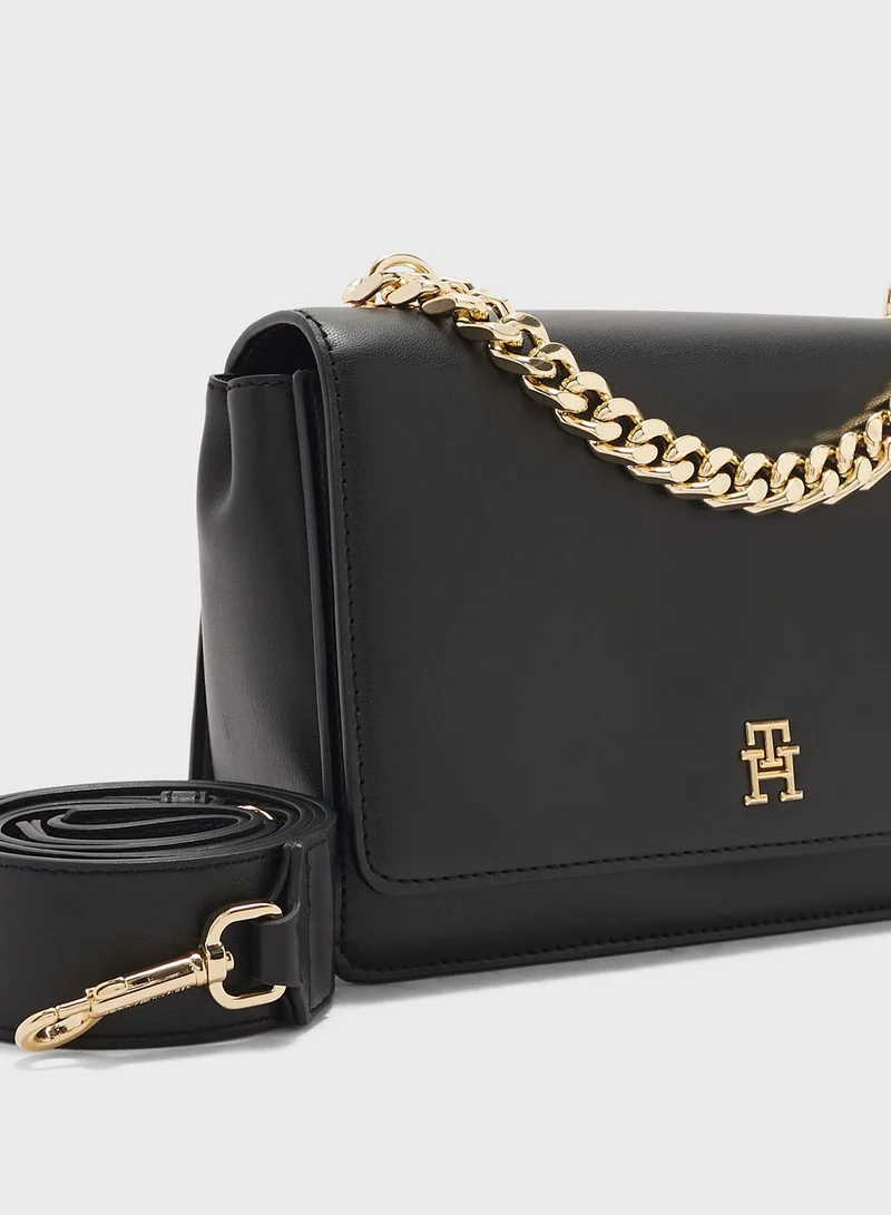 TOMMY HILFIGER Refined  Medium Chain Crossbody Bag