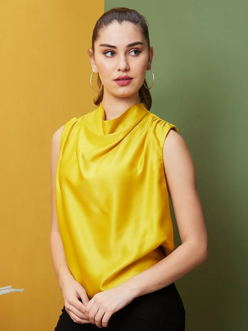 جلو باص بلوزة حفلات نسائية من جلوبس