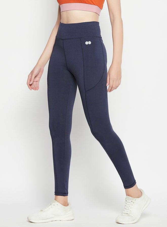 Clovia Logo Detail Active Tights with Side Pocket - Image 4