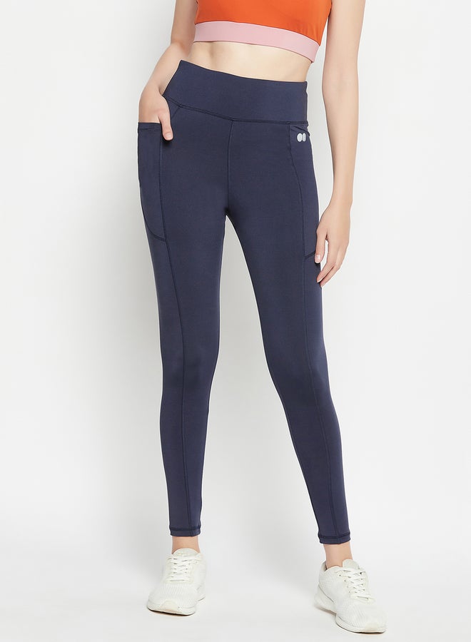 Clovia Logo Detail Active Tights with Side Pocket - Image 3