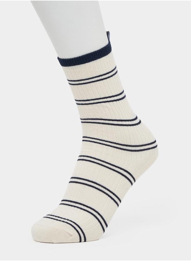 Pack Of 4 - Striped Crew Socks - pzsku/Z6C3BE52A6C0A286B2F69Z/45/_/1734941440/0a0e2404-08e5-44e4-8f57-8efdc912a2bc