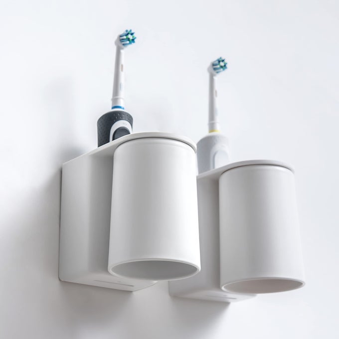 WALLMOUNTED TOOTHBRUSH AND TOOTHPASTE HOLDER SELFDRAINING DESIGN EASY INSTALLATION SPACESAVING WHITE SINGLE ONE MAGNETIC CUP
