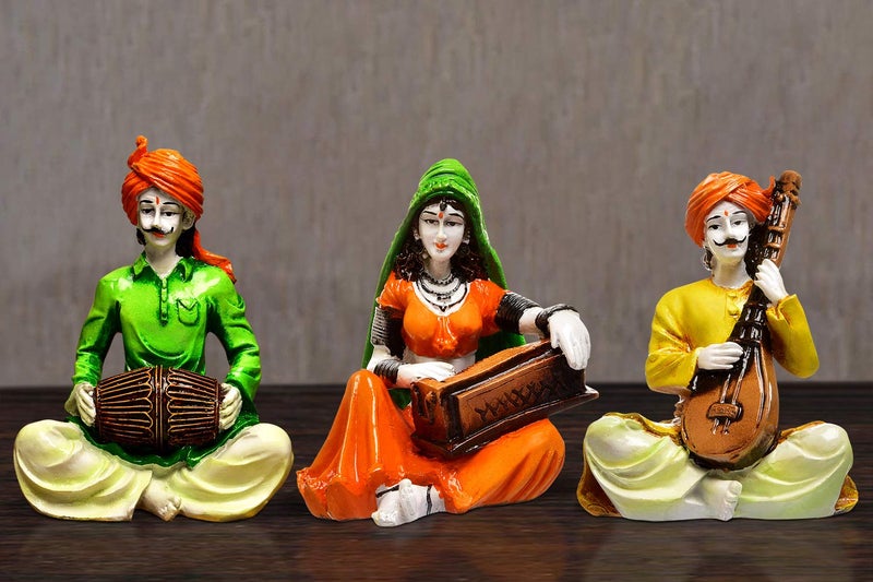 Karigaari India Polyresin and Marble Dust Rajasthani Couple Cultural Statue Showpiece for Home Decor Living Room, Bedroom,Navrathri Set, Golu golu Dolls for navarathri Set - Image 1