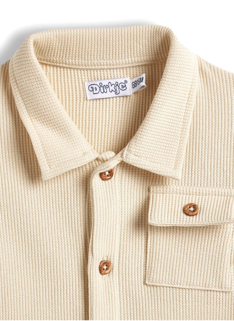 Dirkje Boys Set - Short sleeve Shirt & Matching shorts in Textured Fabric - Image 5