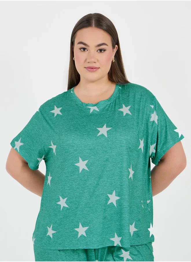 Styli Plus Size All Over Star Print T-Shirt & Pyjama Set