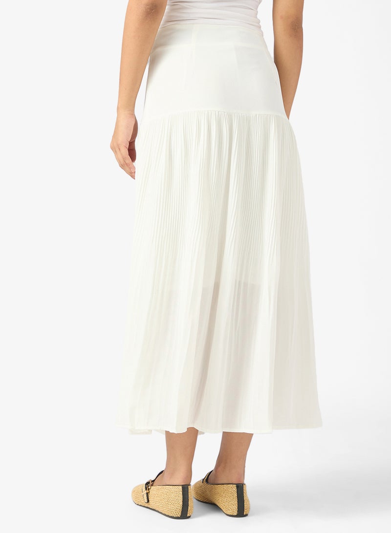 ايلا تنورة مطوية - Image 3