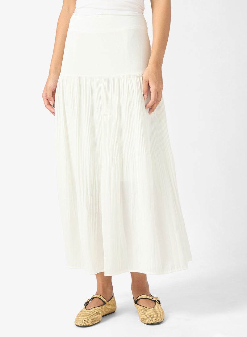 ايلا تنورة مطوية - Image 1