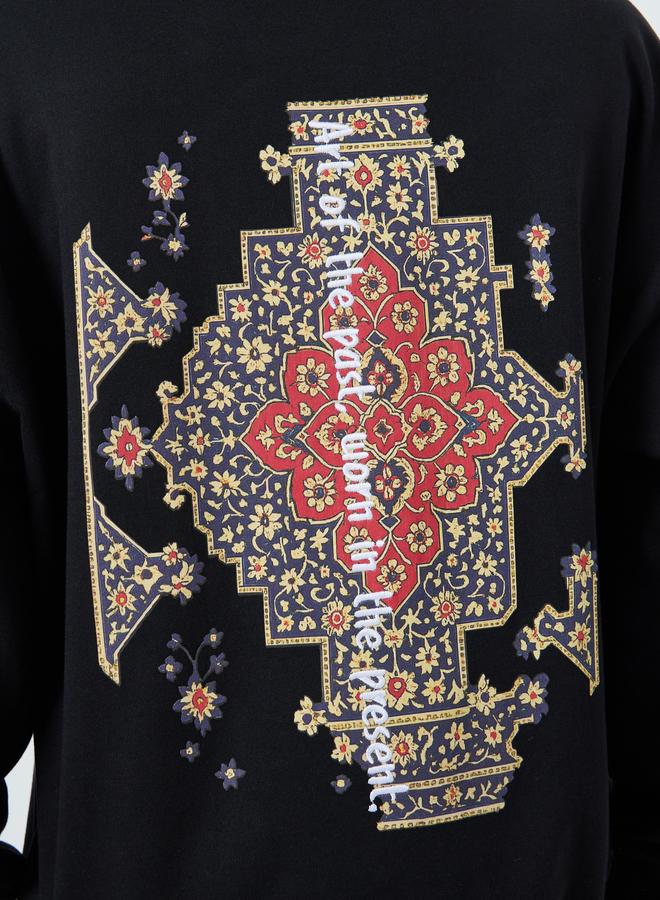 ستايلي هودي صوف واسع بطبعة جرافيك - Image 4