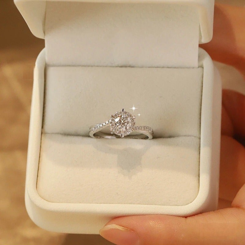 Qian Jin Yi Cross-Border Best-Selling Sterling Silver Ring with Moissanite One-Carat 50-Point Adjustable Twist Design Wholesale - Image 3