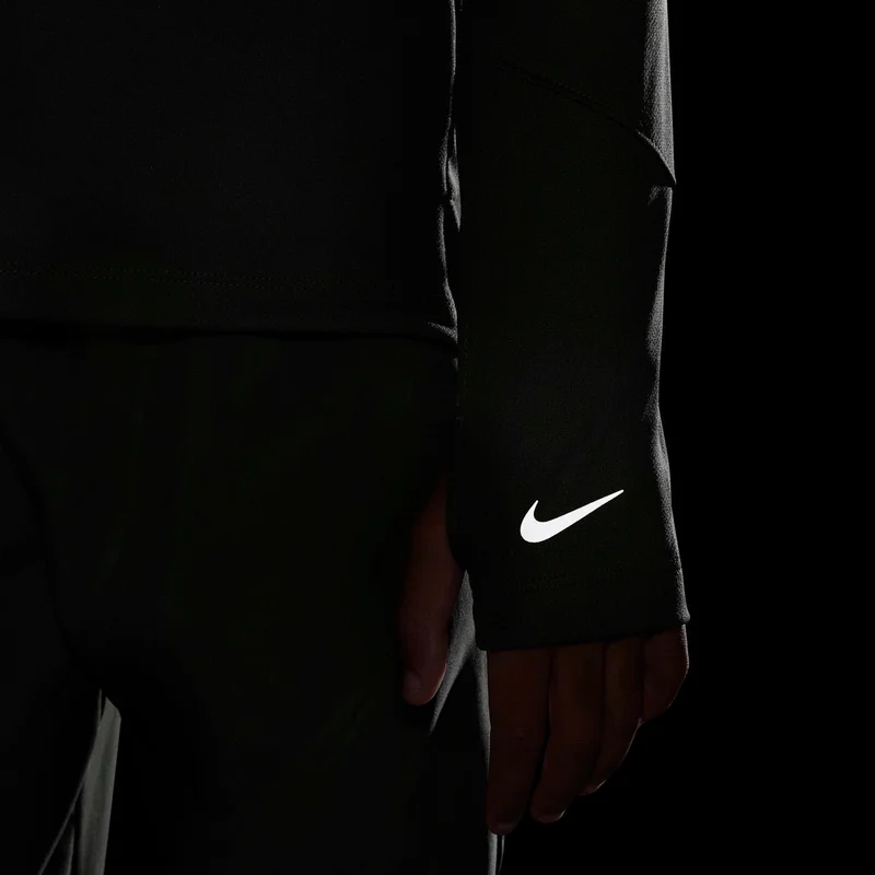 نايكي بلوزة أطفال بأكمام طويلة بسحاب نصفي وحماية من الأشعة فوق البنفسجية