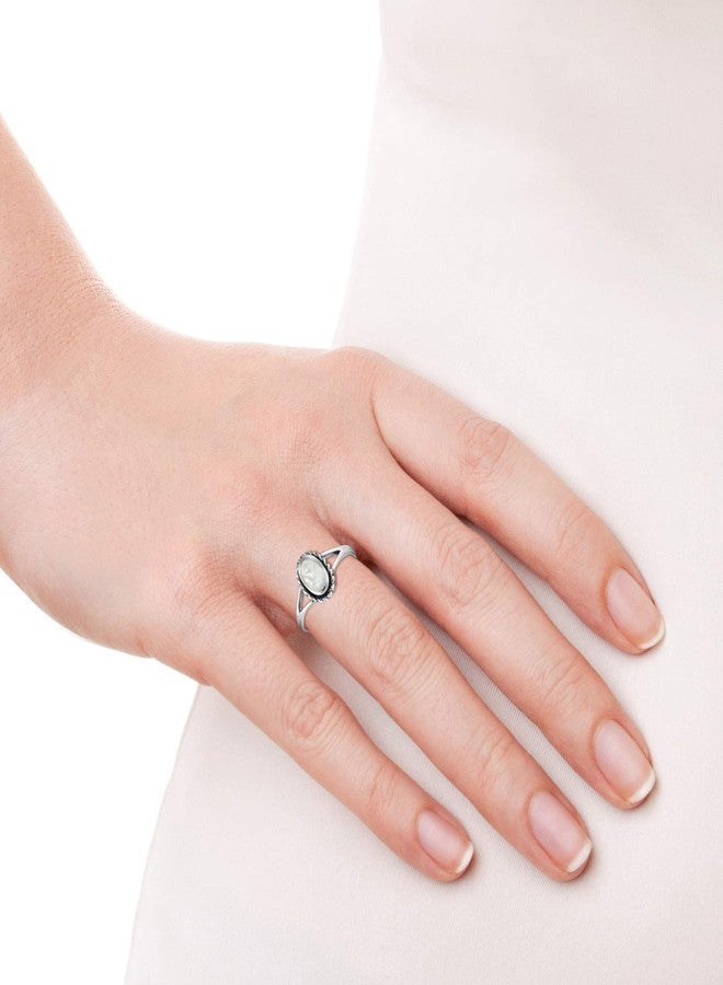 ايرافيدا خاتم إيرافيدا الكلاسيكي الأنيق بيضاوي الشكل مرصع بعرق اللؤلؤ الأبيض، مصنوع من الفضة الإسترليني عيار 925 (مقاس 7) | مجوهرات فضية إسترليني خالدة للنساء - Image 5