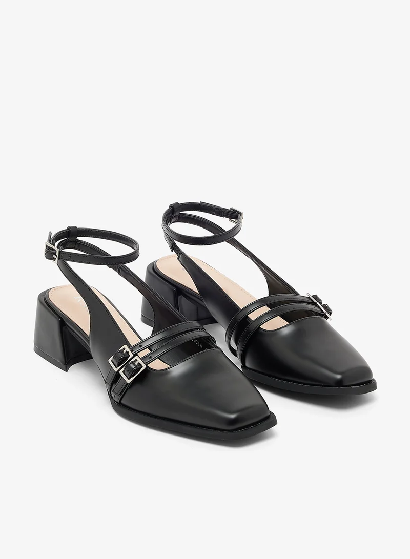 ريد صنادل ستيسي بحزام للكاحل