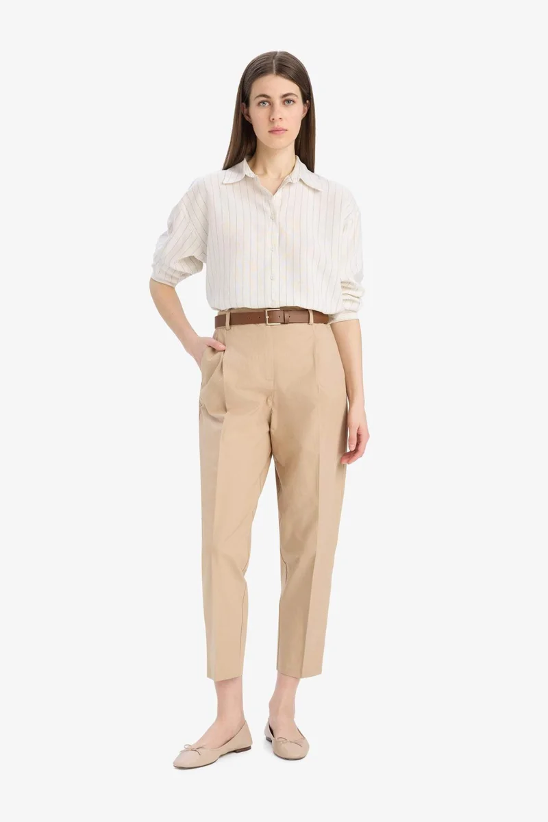 ديفاكتو Carrot Fit Ankle Length Cotton Trousers