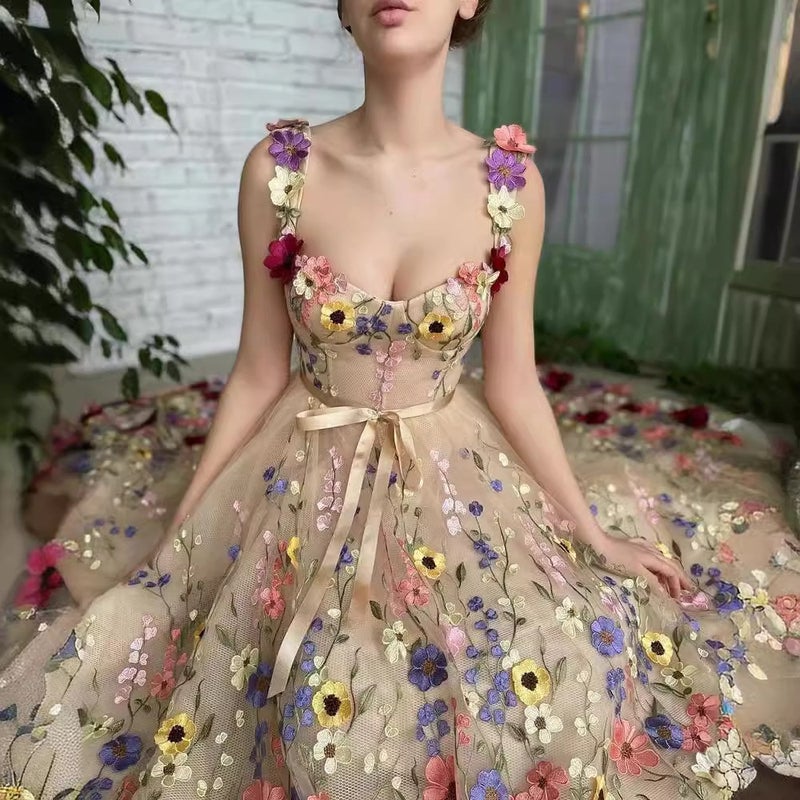 New Independent Station Women'S Three-Dimensional Flower Fashion Embroidered Flower Hip Dress - Image 5