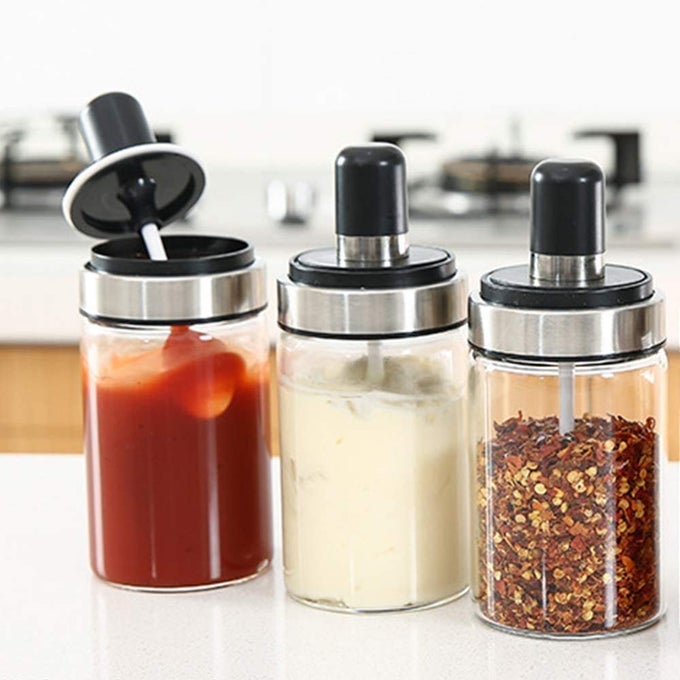 SEASONING CONTAINER WITH LIDS AND SPOON 3 PACK GLASS SPICE JARS CONDIMENT POT FOR SUGAR SALT PEPPER HONEY CAPACITY OF EACH GLASS JAR_250ML