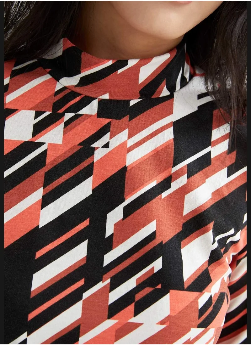 DeFacto Slim Fit Half Turtleneck Half Sleeves Printed T-Shirt