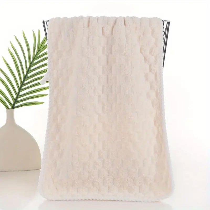 Linear منشفة يد ميكروفايبر / منشفة صغيرة الحجم / منشفة وجه / منشفة للرجال والنساء والأطفال / منشفة فائقة النعومة، ماصة وسريعة الجفاف للجيم والسفر 300 جرام لكل متر مربع (كريم) - Image 4