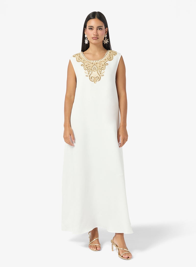 Khizana Printed Abaya With Embroidered Trim - Image 4