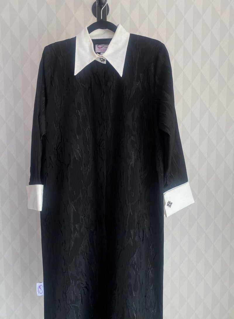 ALREESH ALBANAFSAJI ALREESH-25 LUXURY ABAYA WITH WHITE COLLARED AND CRYSTAL DESIGN - Image 1