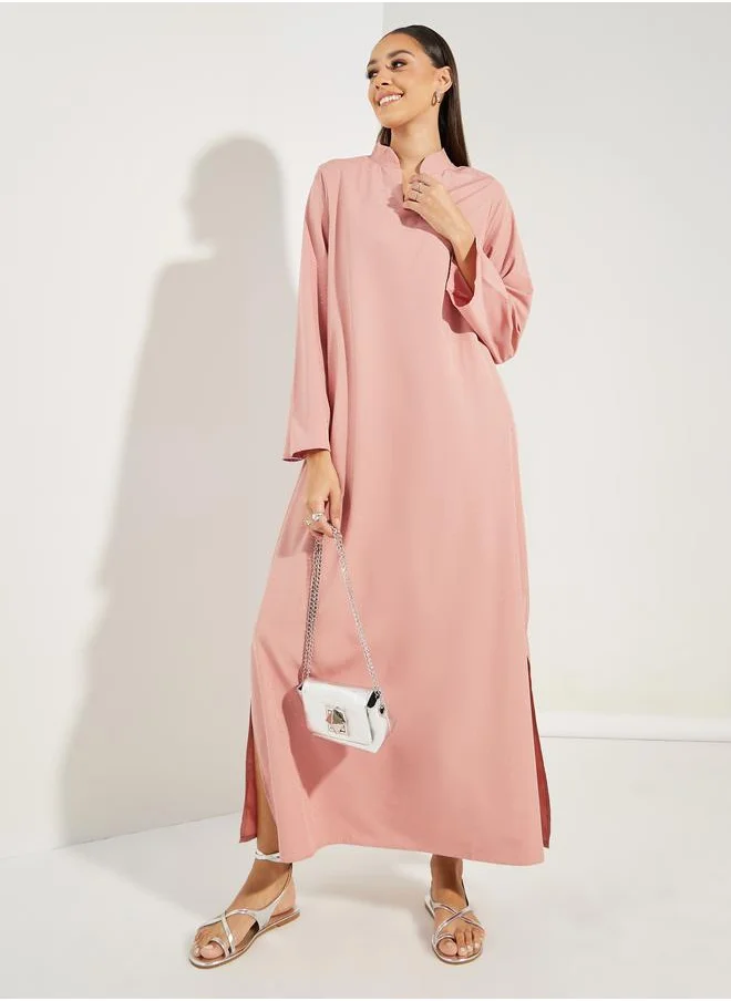 ستايلي Spot Textured Collared Jalabiya