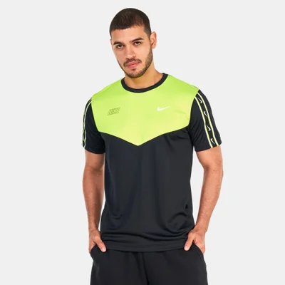 Nike Men's Sportswear Repeat T-Shirt