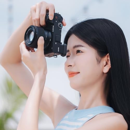 VILTROX 56mm f1.7 E Lens for Sony e-Mount 56mm F1.7 E Autofocus Large Aperture Portrait APS-C Lens Compatible with Sony a6000 a6100 a6300 a6400 a6500 a6600 a6700 a7iv a7rv ZV-E10 - Image 3