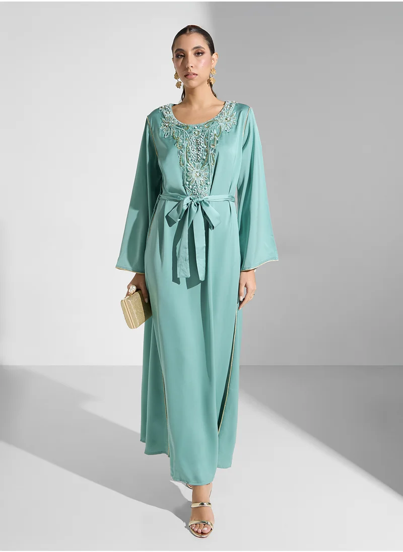 خزانة Embroidered Dress