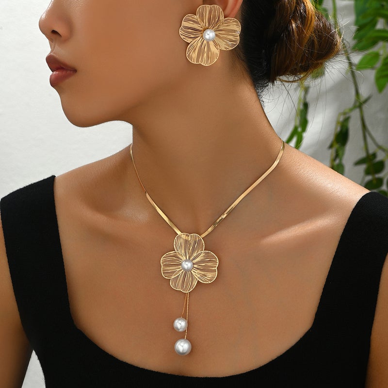 Ba Sha European and American Cross-Border Necklace and Earring Set, Versatile Flower Design with Pearl Inlay, Long Clavicle Chain for Women - Image 3