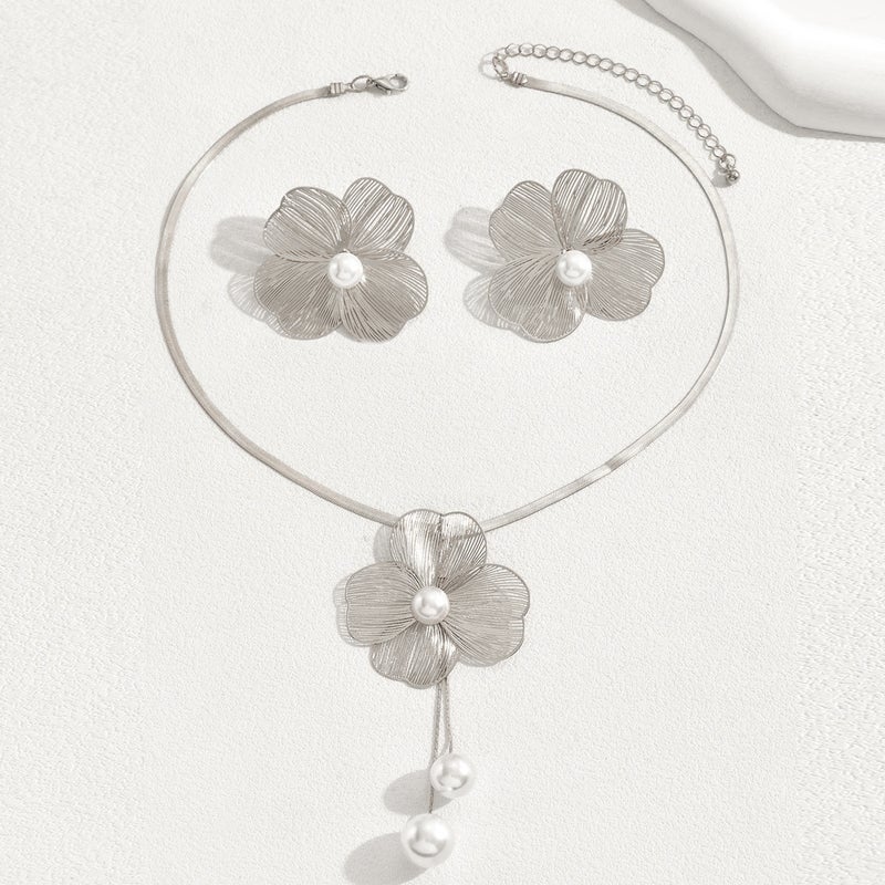 Ba Sha European and American Cross-Border Necklace and Earring Set, Versatile Flower Design with Pearl Inlay, Long Clavicle Chain for Women - Image 1