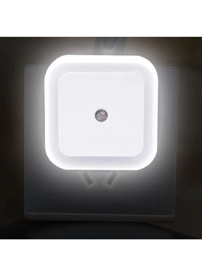LED Plug-in Night Light Super Smart Socket Dusk to Dawn Sensor Lights - Image 1