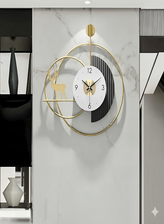 Infinity Decor ساعة حائط كبيرة من المعدن بتصميم غزال ذهبي مضلع من إنفينيتي ديكور®، ديكور منزلي فاخر بتصميم عصري جديد، مناسبة لغرفة المعيشة وغرفة النوم والمكتب والمقهى (54 × 54 سم). - Image 2