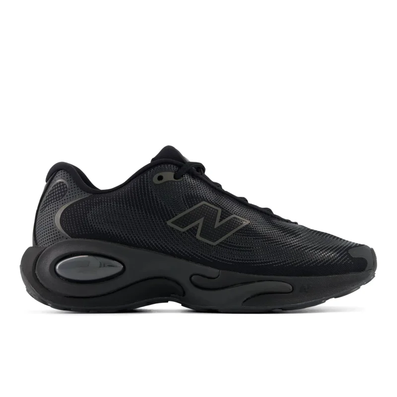 Women's AC Runner athletic Sneakers (Standard Fit)