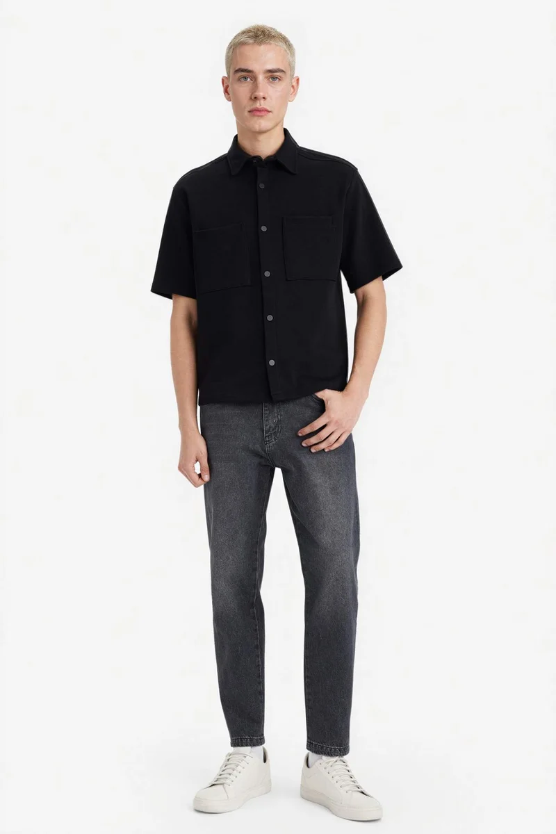 ديفاكتو Boxy Fit Polo Collar Pique Short Sleeve Shirt