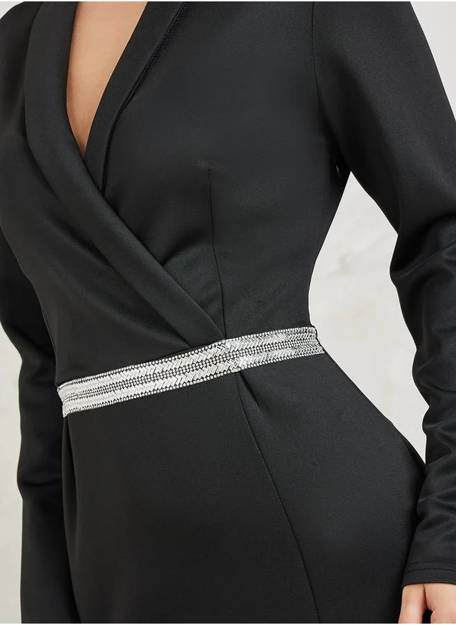 ستايلي Notch Collar Embellished Waistband Maxi Dress