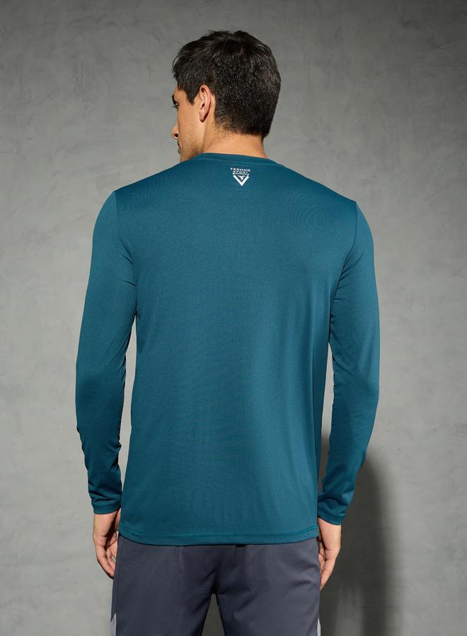 تكنوسبورت تيشيرت تكنوسبورت بأكمام طويلة وقصة عادية - Image 3