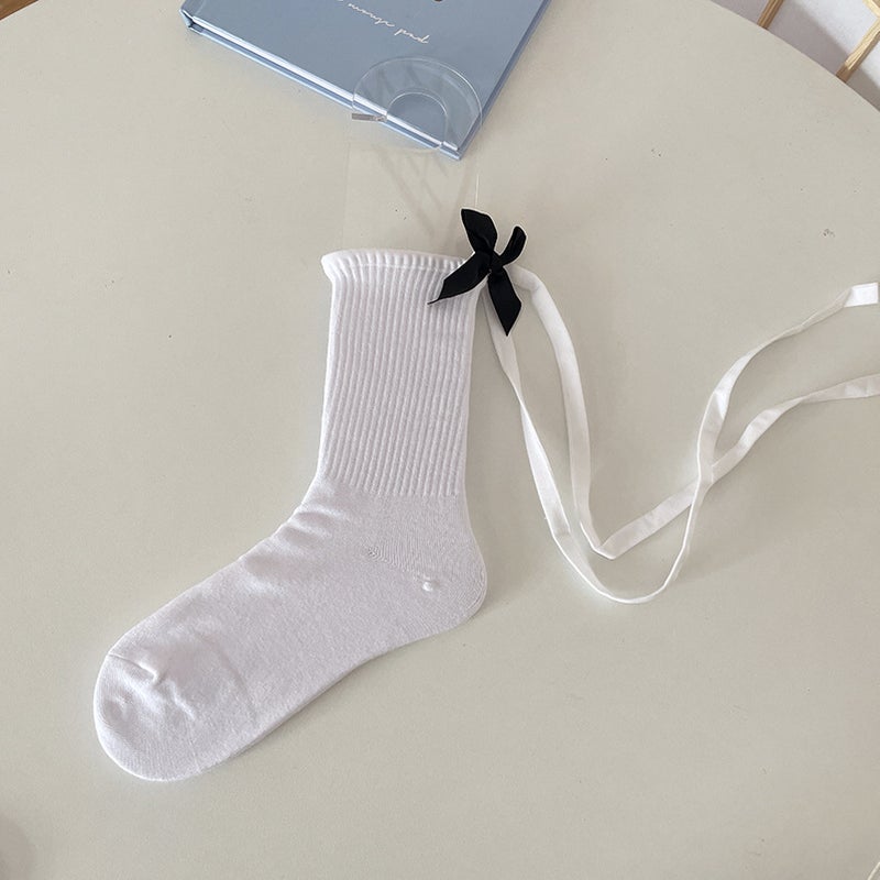 Japanese Style Personality Pure Girl Hot Girl Cute Bow Tie Cuff Socks Cotton Mid-tube Socks Slim Look Fashionable Socks - Image 1
