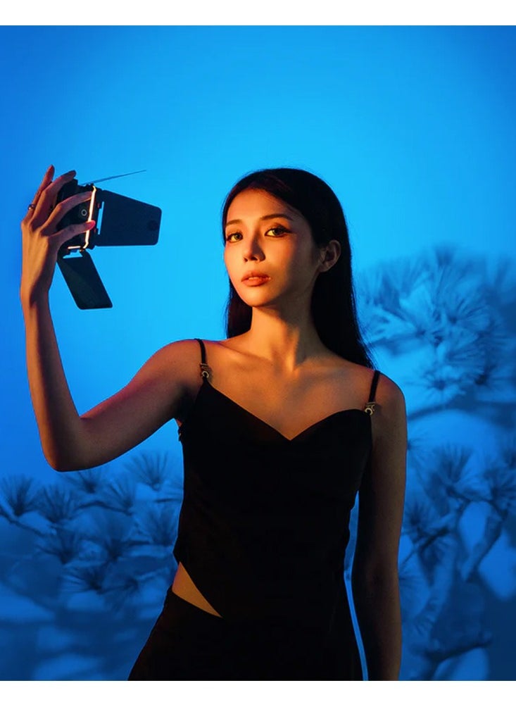 Zhiyun CINEPEER CM15 Review Compact 15W RGB Video Light for Content Creators  - Image 2
