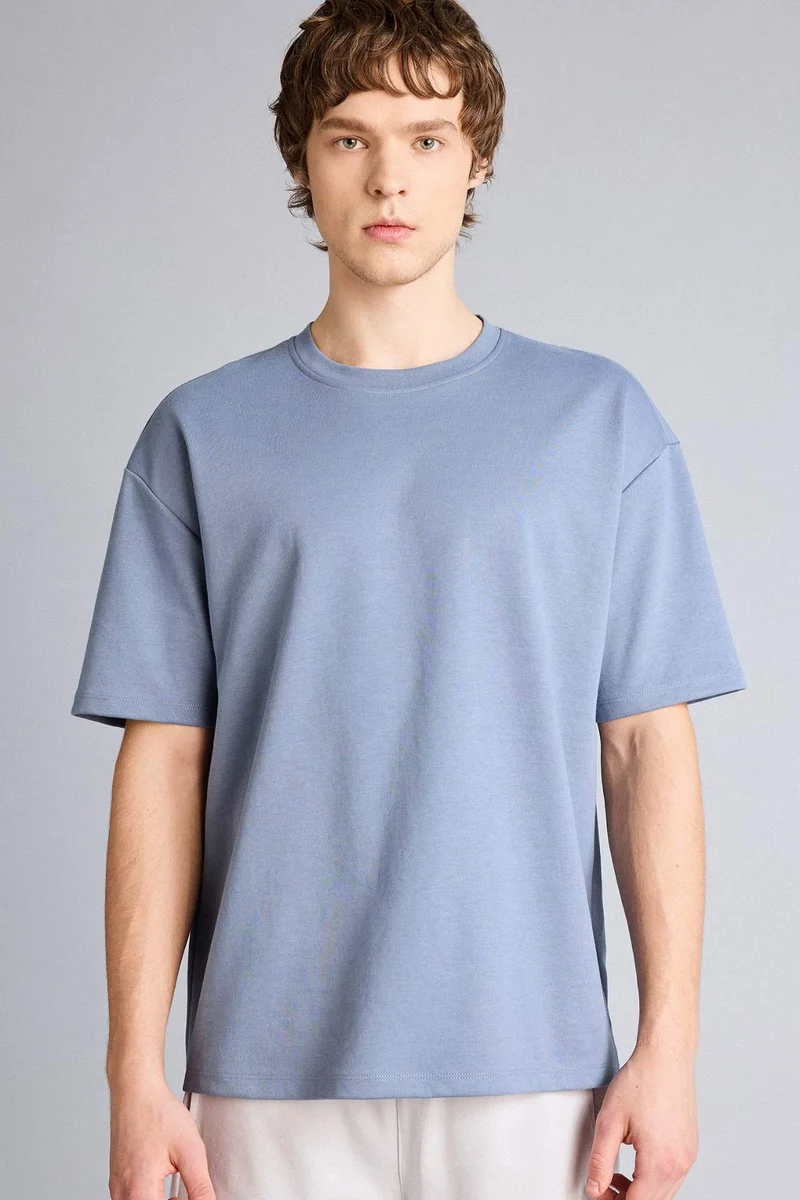 ديفاكتو Oversize Fit Crew Neck Short Sleeve T-Shirt