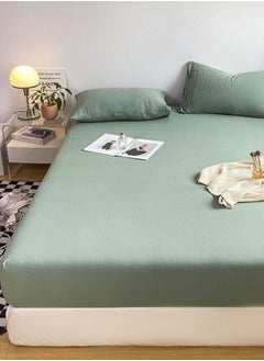 LUNA Home 3-Piece Set: Includes a king-size fitted bedsheet and two pillowcases, washable cotton in a light green color.  - Image 5