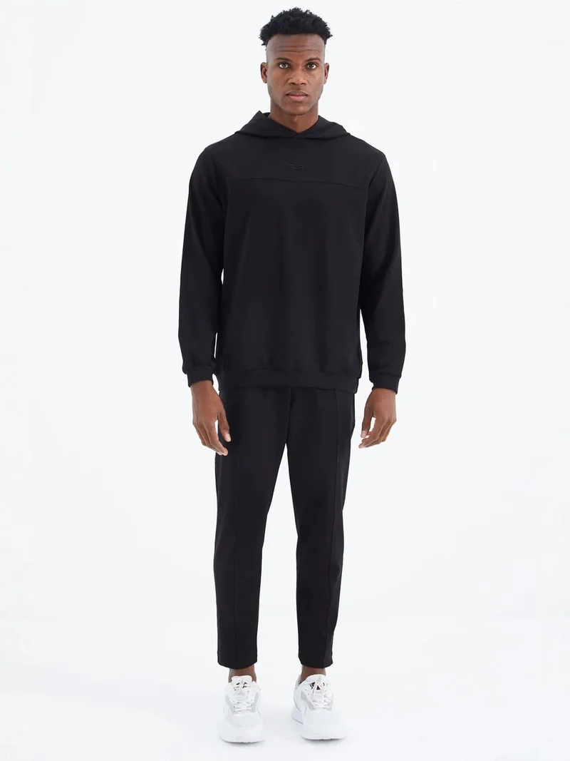 تومي لايف TOMMY Men's Hooded Sweatshirt And Pants Set