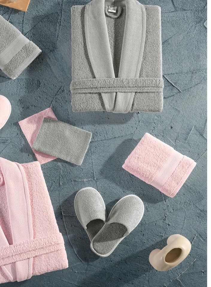 Brides A luxurious 100% cotton Turkish bathrobe set, modern and elegant, for comfort and style. - Image 2