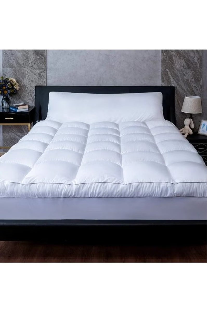 Soufa Dibaj Microfiber Mattress Topper 8 cm With Microfiber Filling and Rubber Corners Edges - 200x200 cm - White - Image 1