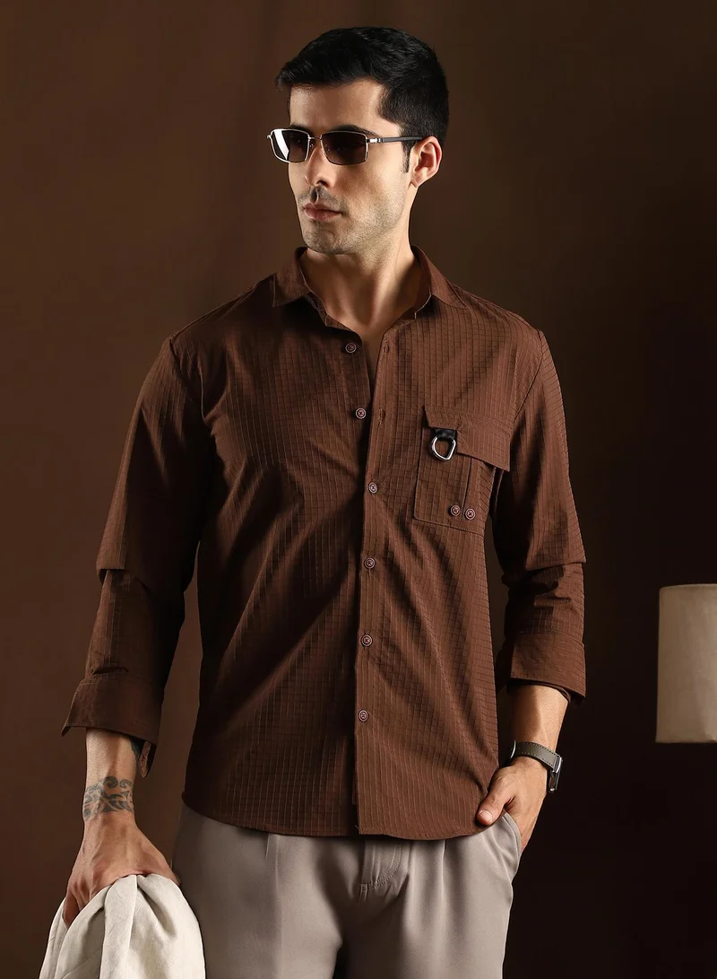 كامبوس سوترا قميص كامبس سوترا رجالي بني شوكولاتة بتصميم شبكي للاستخدام اليومي