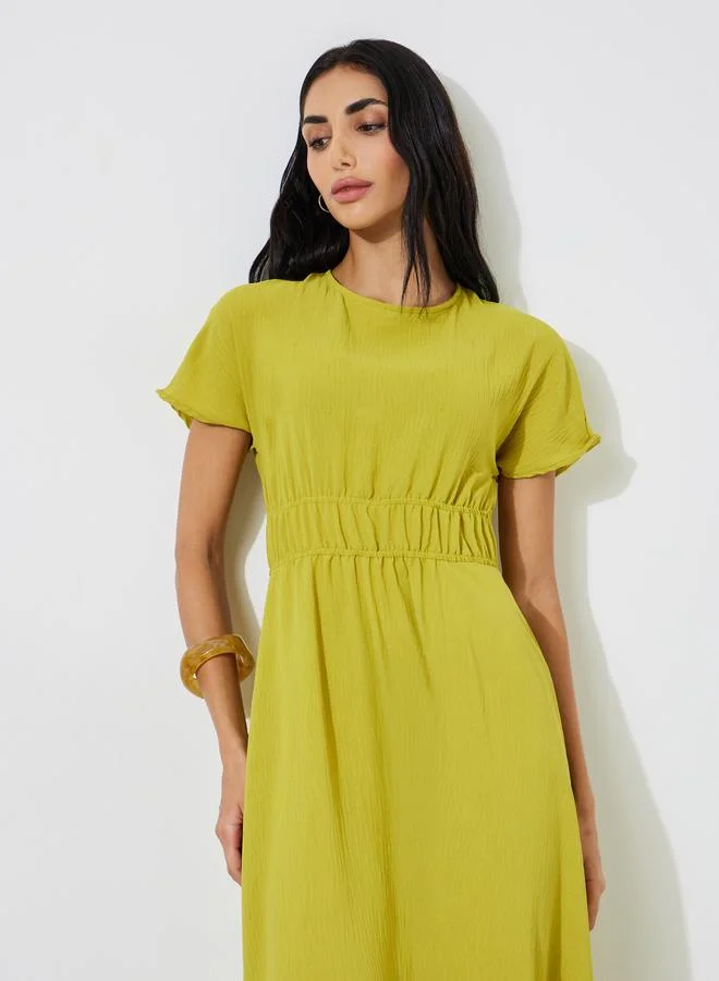 ستايلي Green Solid Ruched Detail A-Line Midi Dress