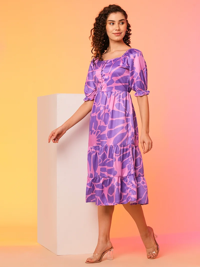 جلو باص فستان ميدي نسائي ساتان بطبعة زهور اللافندر وأكمام منفوشة