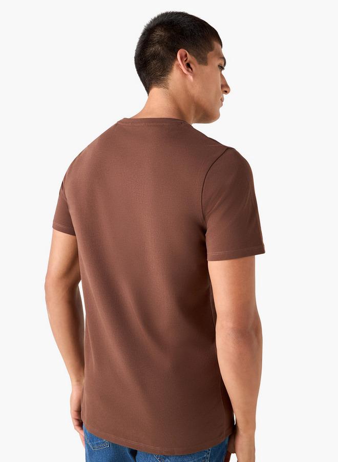 Iconic Typographic Print T-shirt - Image 3